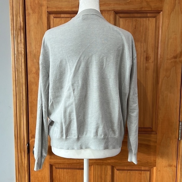 Vineyard Vines Gray Cropped Sweater - Picture 2 of 3